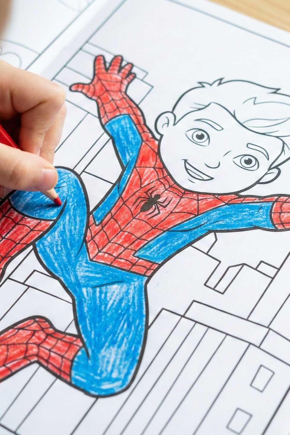 Você é o Herói - Livro para Colorir com 12 versões dos GRANDES SUPER-HERÓIS